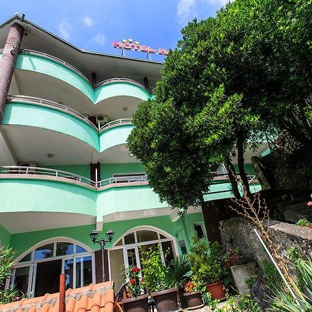 Hotel Hoti Ulcinj Exterior foto