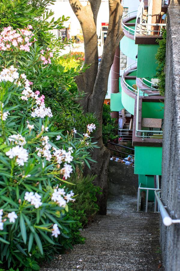 Hotel Hoti Ulcinj Exterior foto